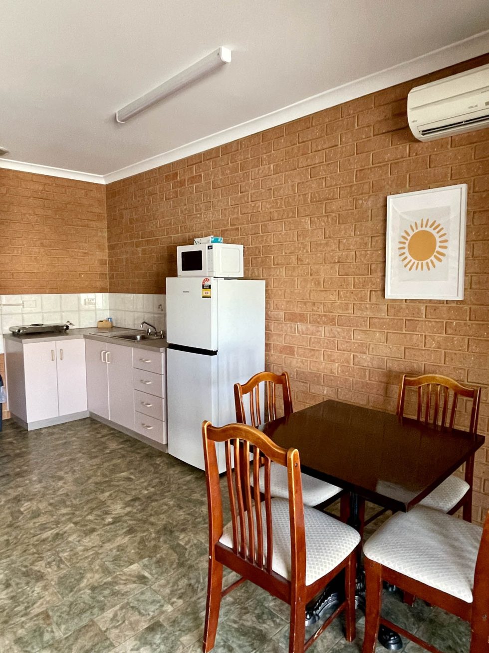 Waves Geraldton holiday accommodation