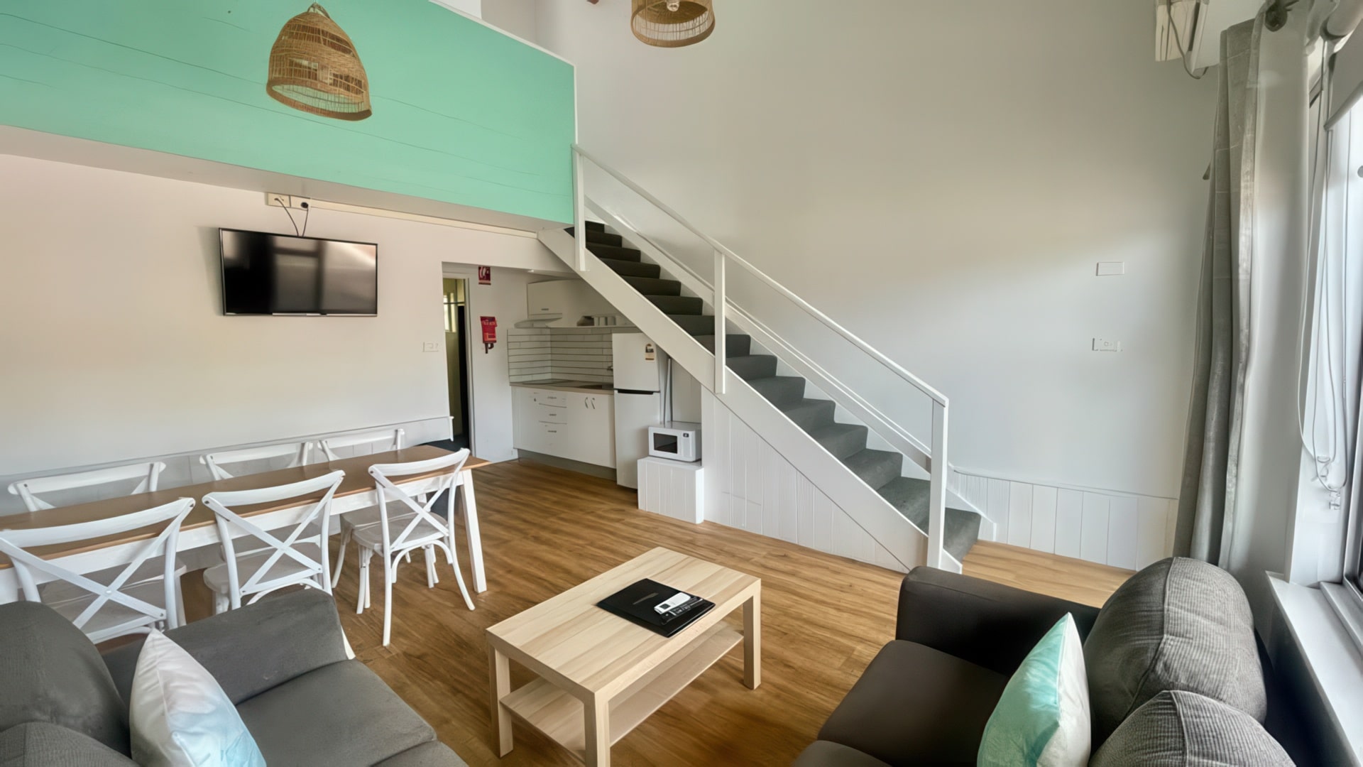 Waves Geraldton accommodation